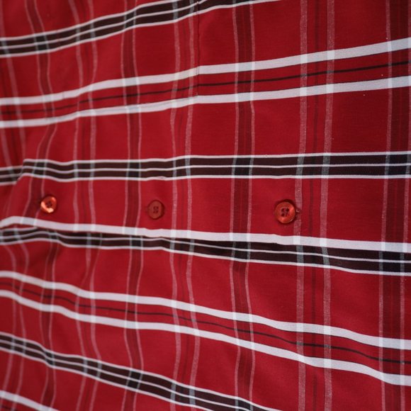 Mens Red Retreat Short Sleeved Plaid Striped Button Front Shirt Size M Medium - Picture 6 of 10